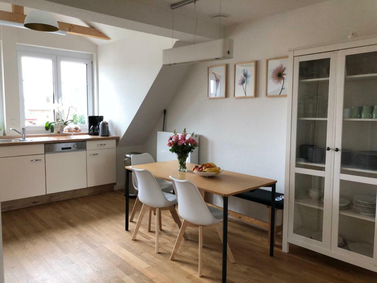 Brombach - Schoener Altbau Fuer 8 Personen Apartment Lorrach